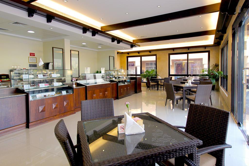 Lou'Lou'A Beach Resort Sharjah Exterior foto